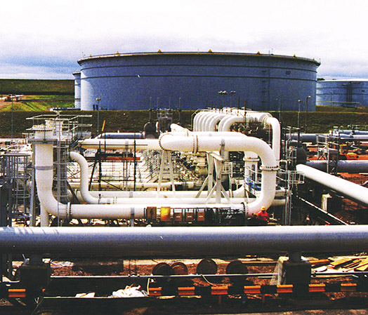 1992 | Alderley build the largest fiscal metering system at their Wickwar facilities for Dalmeny’s crude oil export terminal fiscal metering station. Approx. 28m (w) x 21m (l) x 6m (h)